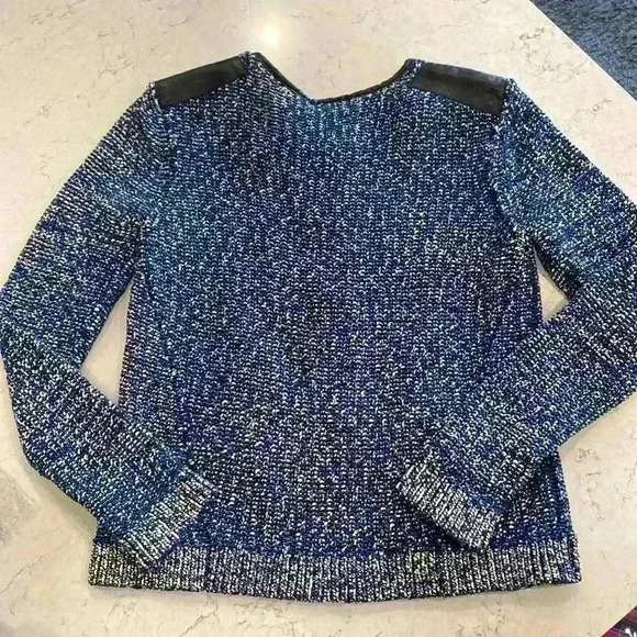 Ella Moss Sweater 🎉 - Picture 8 of 10